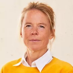 Moderation: Frau Anke Nehrenberg 